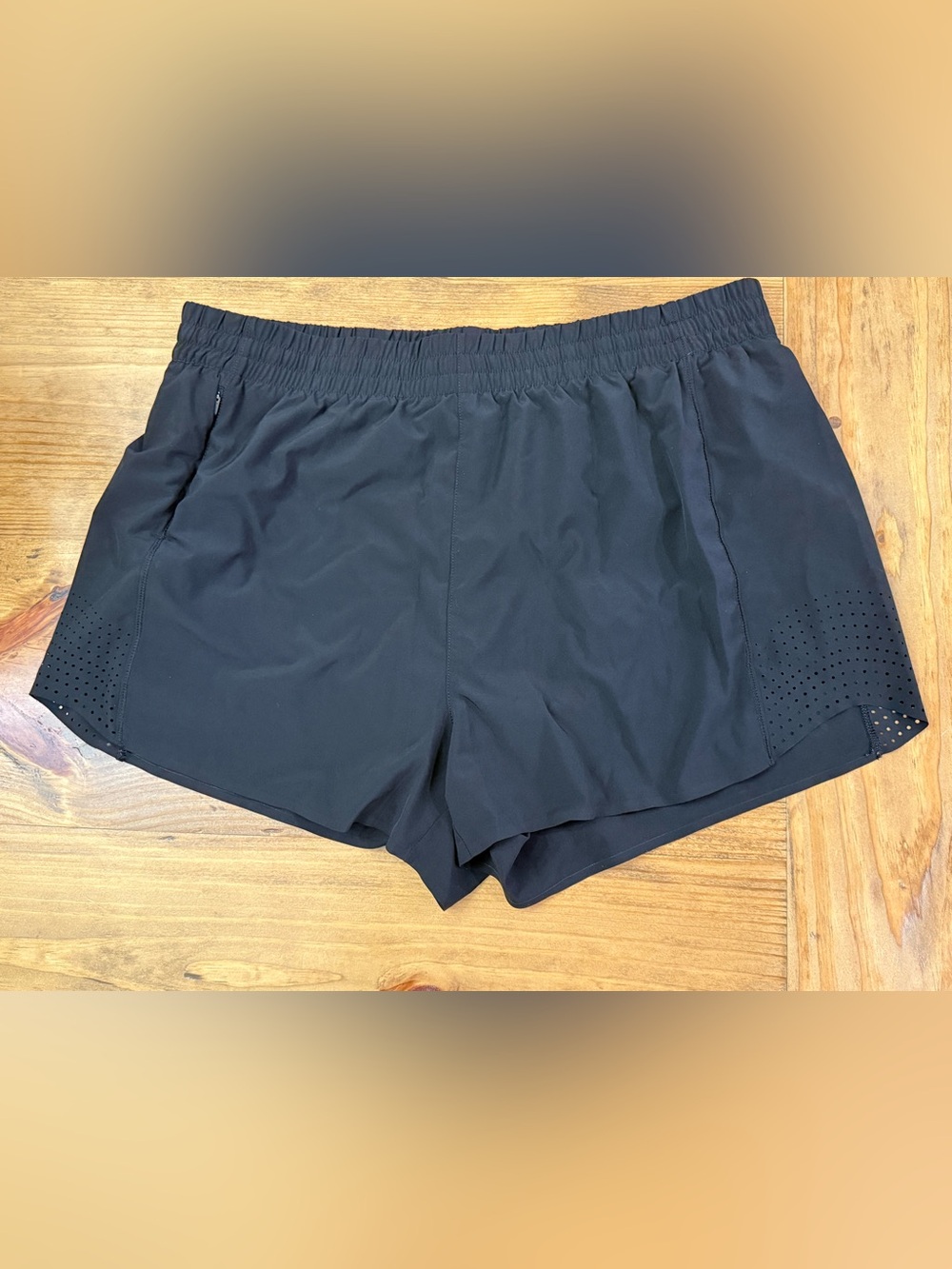Athleta Hustle 3” Short Black